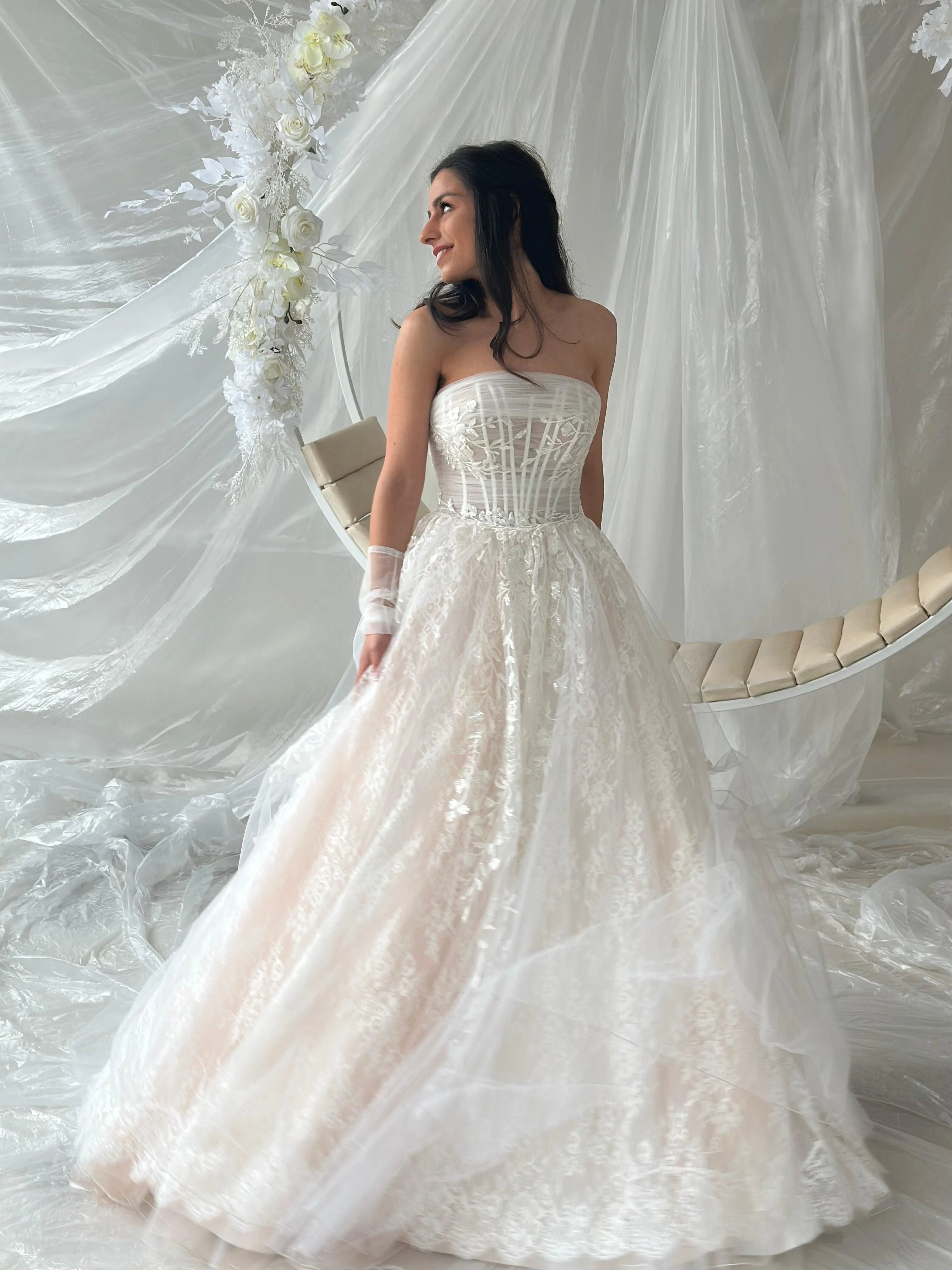A-line Tulle Lace bridal gown Nadya