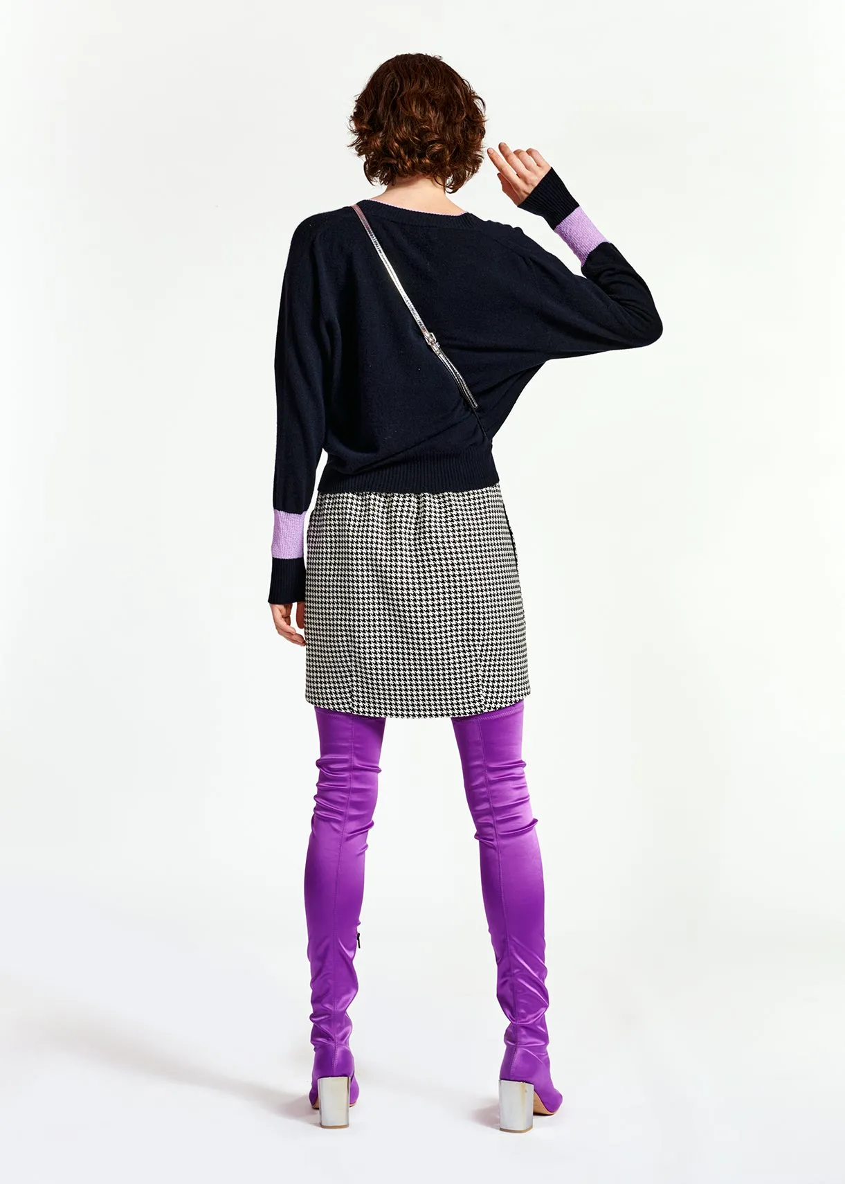 Black v-neck light knit sweater