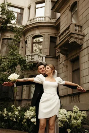 Bodycon Square Neck Satin Short Wedding Dresses with Lantern Sleeves