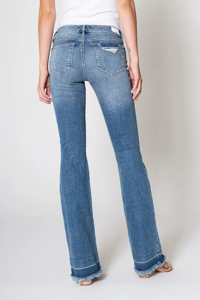 BOOTCUT MID-RISE RAW HEM | MEDIUM WASH