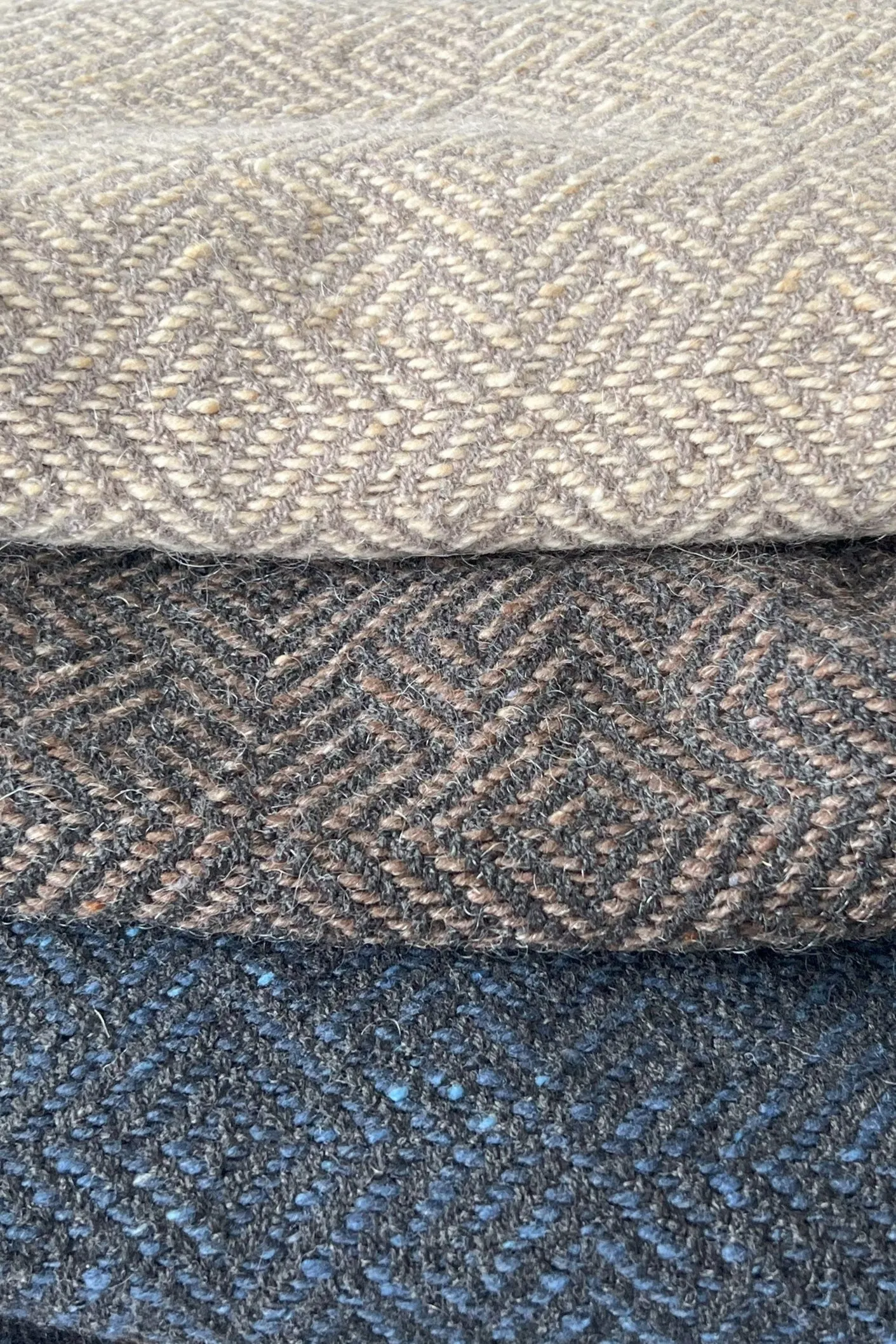 Irish - The Seal Wrap - Navy