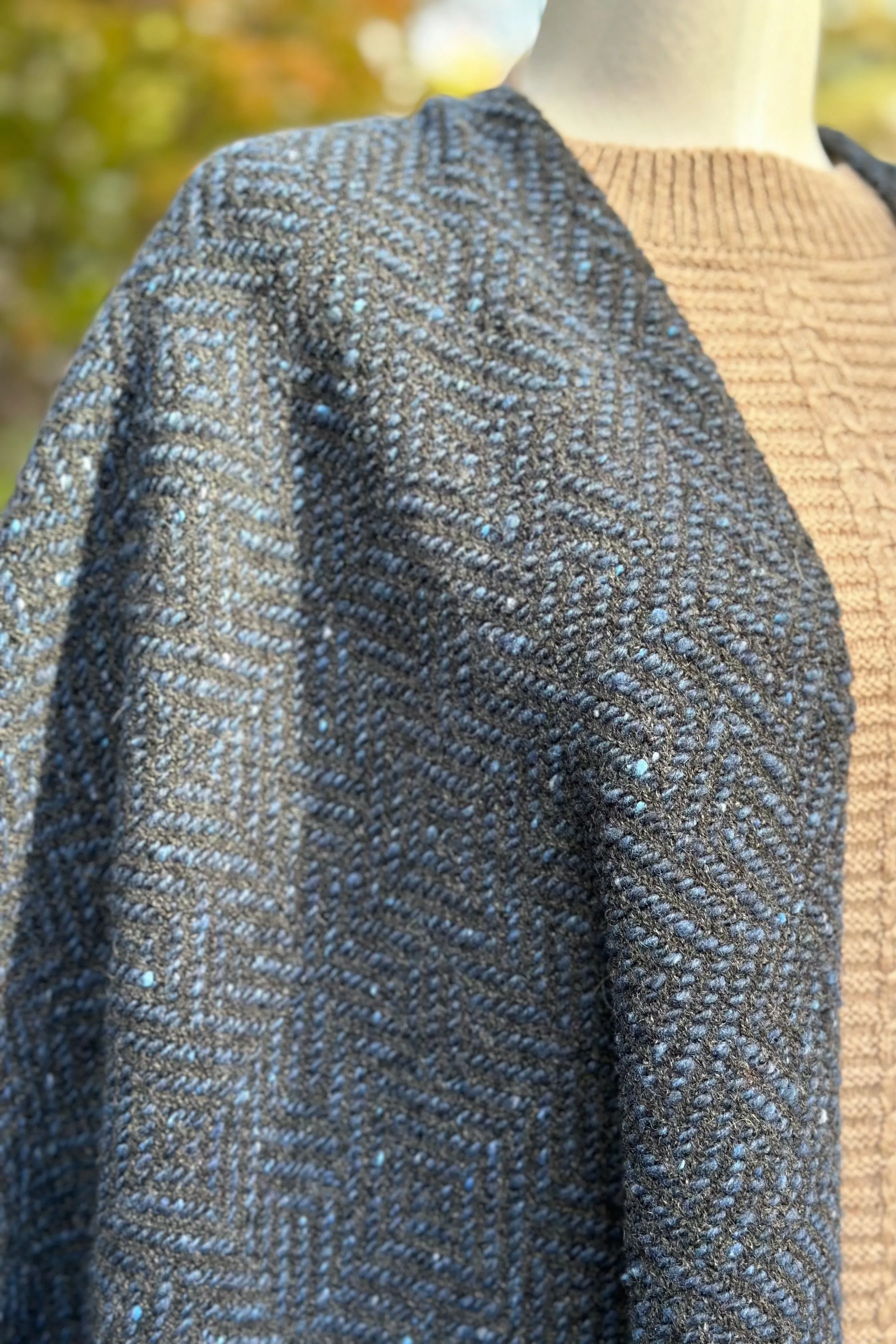 Irish - The Seal Wrap - Navy
